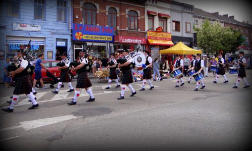 Braderie à Courcelles